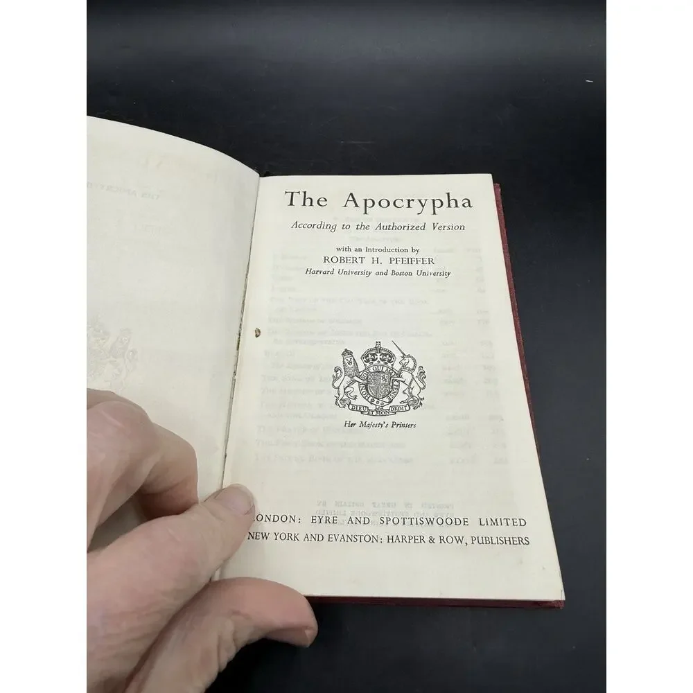 Vintage Apocrypha Great Britain Robert Pfeiffer Hardcover Eyre And Spottiswoode